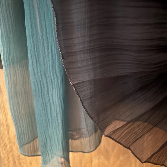 Prada - Picture 3 of 15